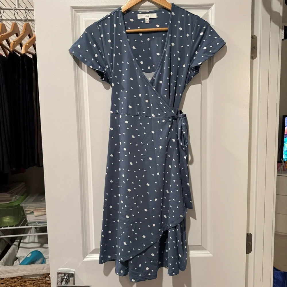RIPE MATERNITY Liv Maternity Wrap Dress Blue XS - Picture 7 of 13